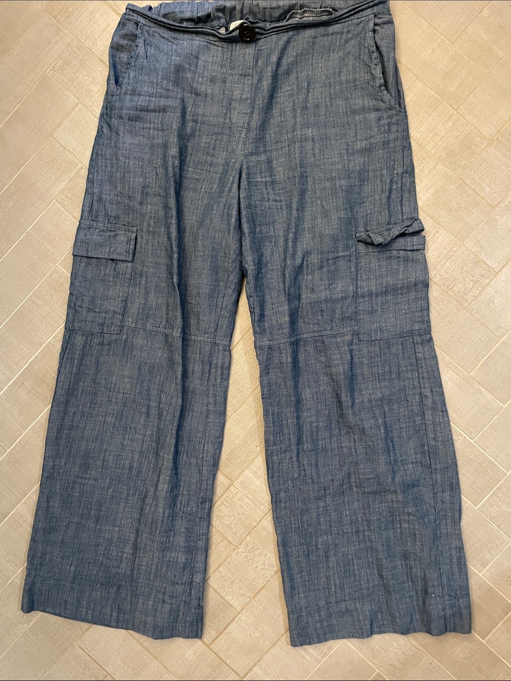 Women’s Casual Blue Cargo Pants with Side Pockets (Medium more like Large)